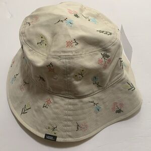 Vans Bucket Hat Micro Floral Embroidered Beige M/L NWT
